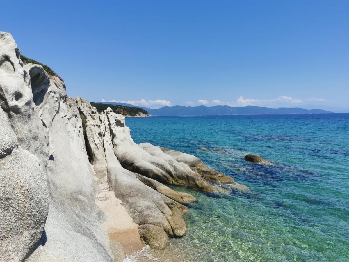 Villa Calypso Ierissos Bagian luar foto